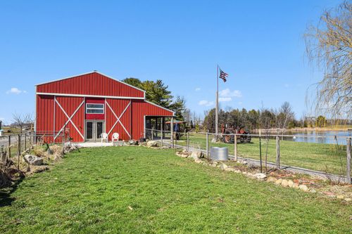 10647 Hawthorn Rd, Plymouth, IN, 46563-8391 | Card Image