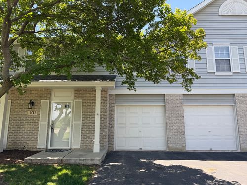 101 Oakhurst Dr, Aurora, IL, 60504-6644 | Card Image