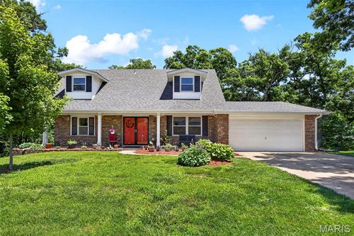 41 Spring Wood Dr, Saint Peters, MO, 63376-3026 | Card Image