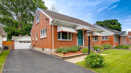 3017 Nadina Dr, Louisville, KY, 40220-1729 | Card Image