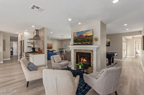 4826 N 69th St, Scottsdale, AZ, 85251-1202 | Card Image