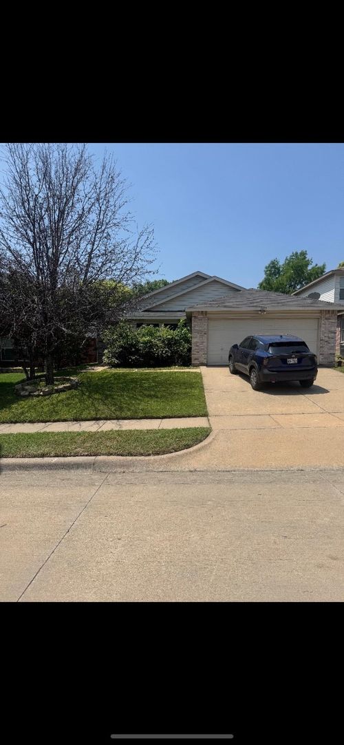 5417 Lansdowne Ave, Fort Worth, TX, 76135-1483 | Card Image