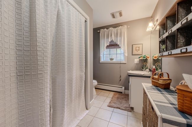 22 Countryside Ln, House other with 3 bedrooms, 3 bathrooms and null parking in Pelham NH | Image 8