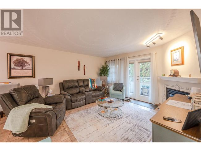 103 - 8408 Jubilee Rd E, Condo with 2 bedrooms, 2 bathrooms and 1 parking in Summerland BC | Image 6