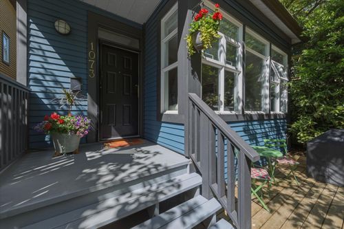 1073 E Pender St, Vancouver, BC, V6A4H9 | Card Image