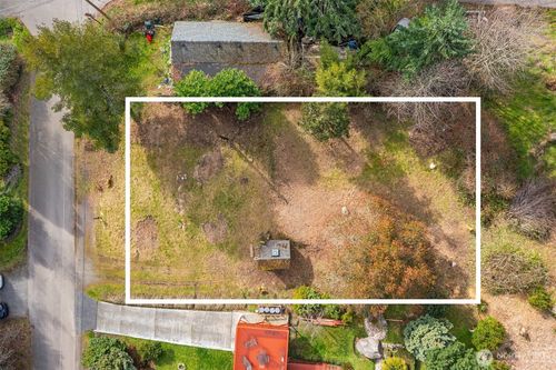 20325 81st Ave Sw, Vashon, WA, 98070-6249 | Card Image