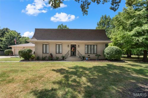1009 N West St, Sikeston, MO, 63801-4705 | Card Image