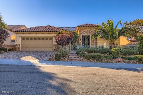 2151 Bannerwood St, Henderson, NV, 89044-0152 | Card Image