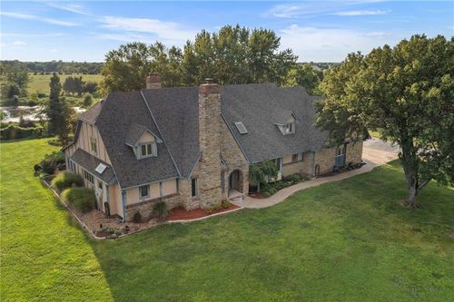 21898 Sunflower Rd, Edgerton, KS, 66021-9100 | Card Image