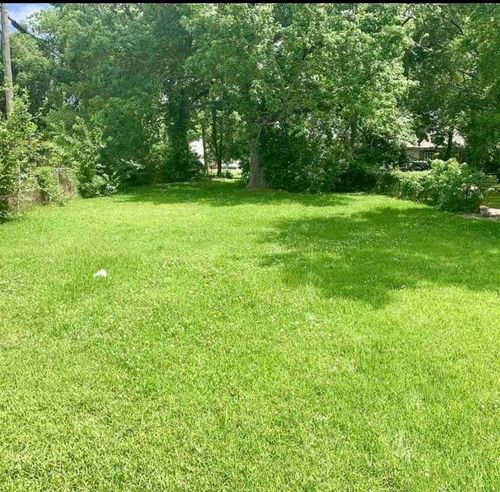1061 Live Oak, Beaumont, TX, 77703 | Card Image