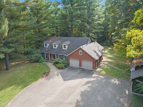 27 Norfolk St, Otterville, ON, N0J1R0 | Card Image