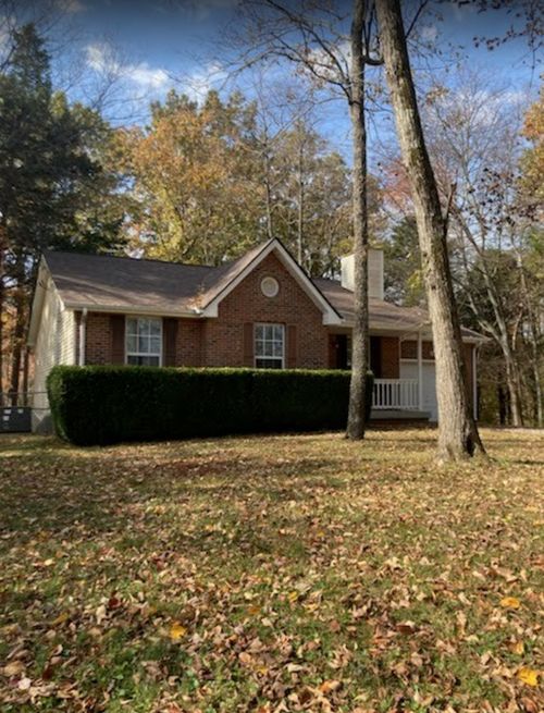 1016 Merritt Lewis Ln, Clarksville, TN, 37042-6882 | Card Image
