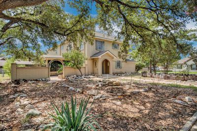 110 Monroe Street, House other with 4 bedrooms, 4 bathrooms and null parking in Giddings TX | Image 1