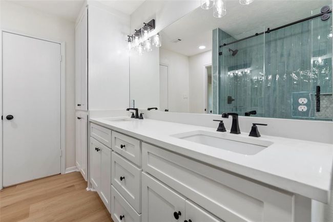 2610 Moss Hill Dr, House other with 4 bedrooms, 2 bathrooms and 2 parking in Houston TX | Image 26