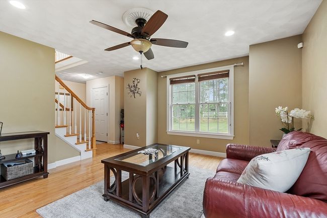 40 Powers Rd, House other with 4 bedrooms, 3 bathrooms and 4 parking in Westford MA | Image 13