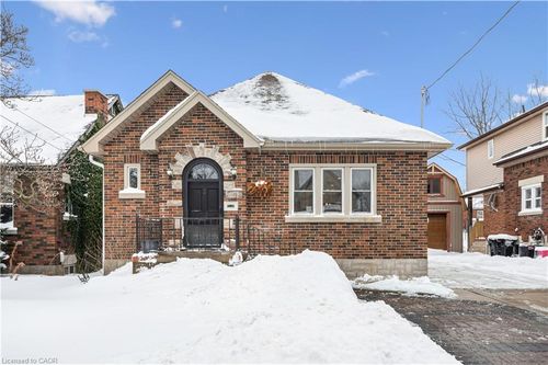 131 Mill St, Kitchener, ON, N2M3P7 | Card Image