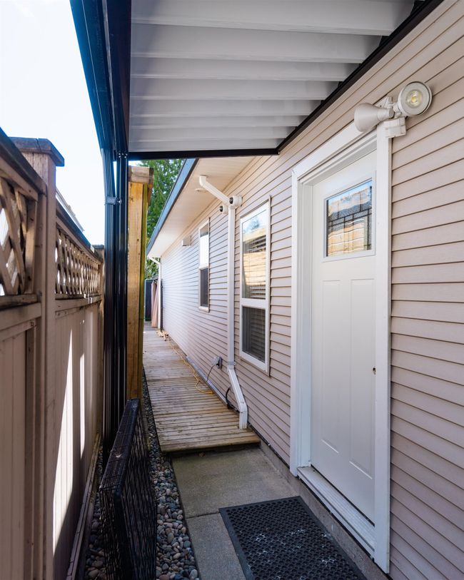 11646 82 Avenue, House other with 5 bedrooms, 4 bathrooms and 8 parking in Delta BC | Image 34