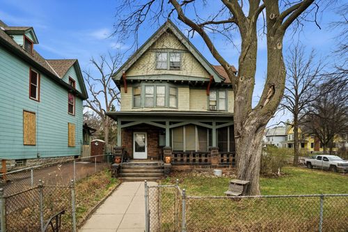 352 Bates Ave, Saint Paul, MN, 55106-5258 | Card Image