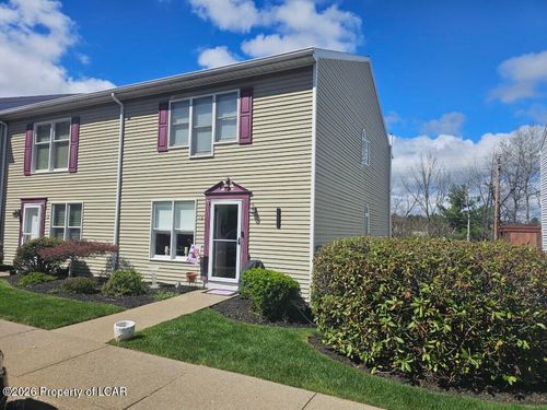 12 Richard Dr, Dallas, PA, 18612-1324 | Card Image