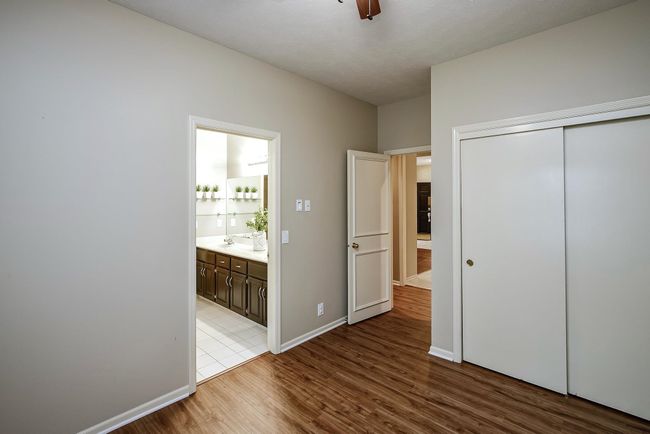 5801 S 119 Th Plz, House other with 3 bedrooms, 3 bathrooms and 2 parking in Omaha NE | Image 24