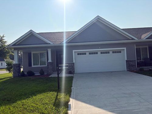920 N Montgomery Ave, Eagle Grove, IA, 50533-1218 | Card Image