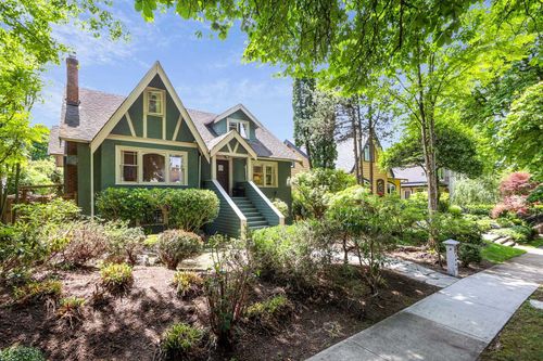 3962 W 22nd Ave, Vancouver, BC, V6S1K1 | Card Image