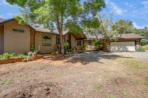 9521 Sicard Flat Rd, Browns Valley, CA, 95918-9635 | Card Image