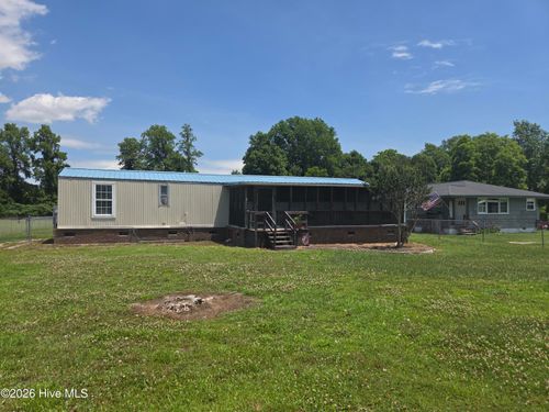 1133 S Parker Rd, Holly Ridge, NC, 28445-7647 | Card Image