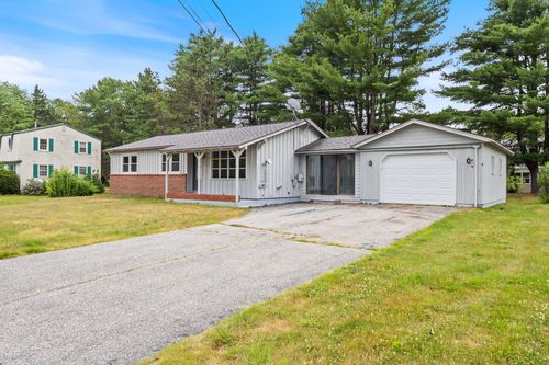 8 Elaine Dr, Brunswick, ME, 04011-1605 | Card Image
