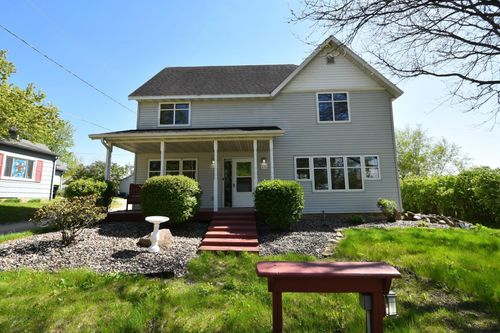 131 E 7th St, Zumbrota, MN, 55992-1340 | Card Image