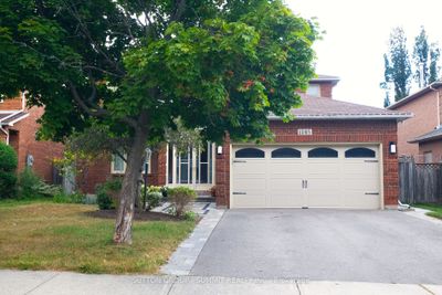 1365 Bishopstoke Way, House other with 4 bedrooms, 4 bathrooms and 4 parking in Oakville ON | Image 2