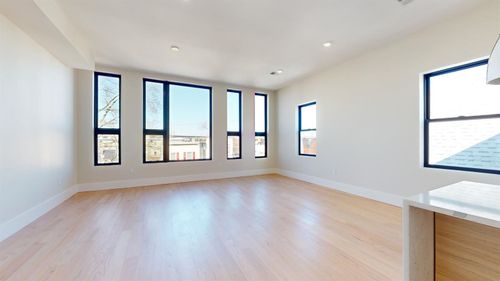 2-220 Freeman Ave, Jersey City, NJ, 07306-7004 | Card Image