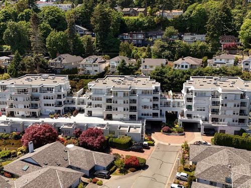 409-5110 Cordova Bay Rd, Saanich, BC, V8Y2K5 | Card Image