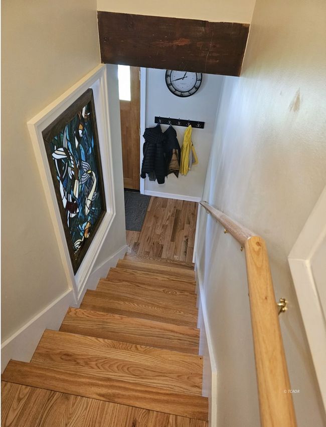 stairs to 2nd floor | Image 35