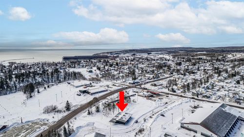 1329 Highway 61, Two Harbors, MN, 55616-1492 | Card Image