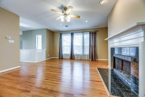 3903 Holland Ave, Dallas, TX, 75219-3811 | Card Image