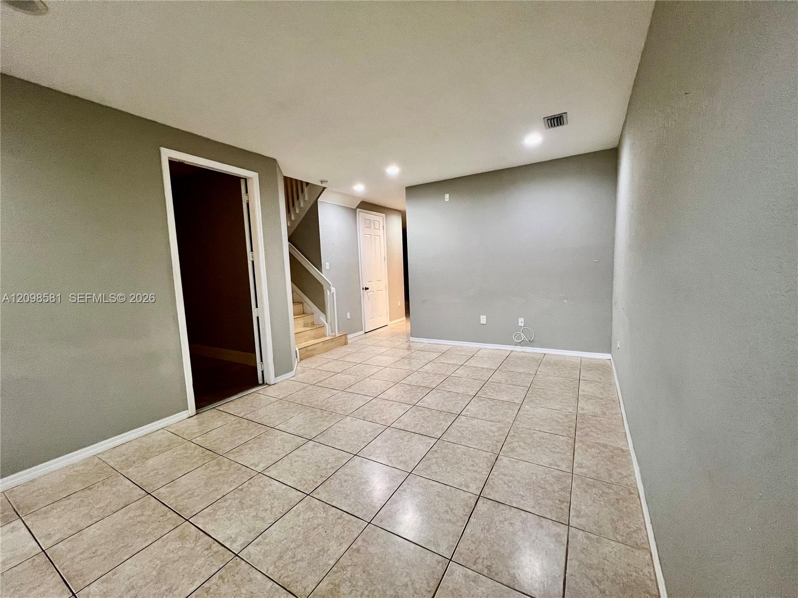 Residential Lease in Homestead 3