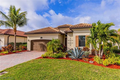 28658 Newtown Court, BONITA SPRINGS, FL, 34135 | Card Image