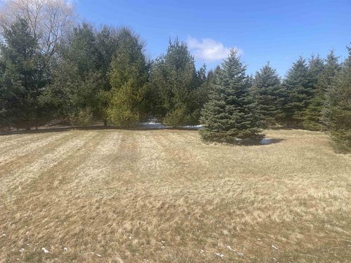 L5 Southwoods Court Court, Ripon, WI, 54971 | Card Image