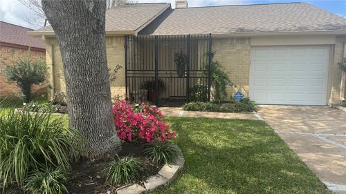 4403 Daisy Meadow Dr, Katy, TX, 77449-5542 | Card Image
