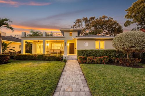 615 15th Ave Ne, St Petersburg, FL, 33704-4708 | Card Image