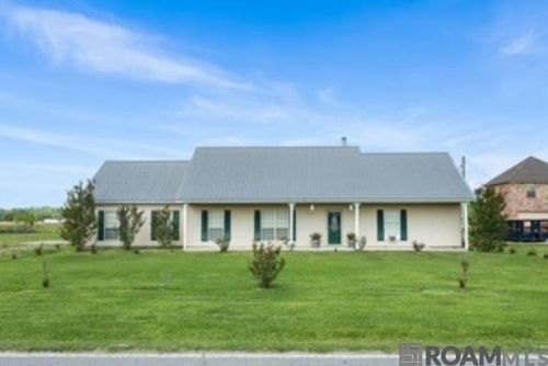 4985 Bueche Rd, Port Allen, LA, 70767-6501 | Card Image