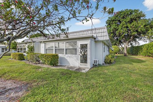 1 Valencia A, Delray Beach, FL, 33446-2031 | Card Image