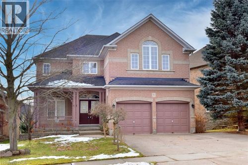50 Winegarden Trail, Dundas, ON, L9H7M2 | Card Image