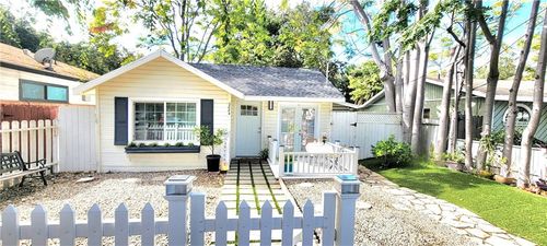 2884 Crescent-Way Thousand Oaks Way, Thousand Oaks, CA, 91362 | Card Image