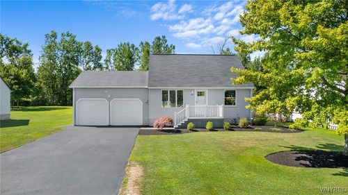 6244 Bartz Rd, Lockport, NY, 14094-9531 | Card Image