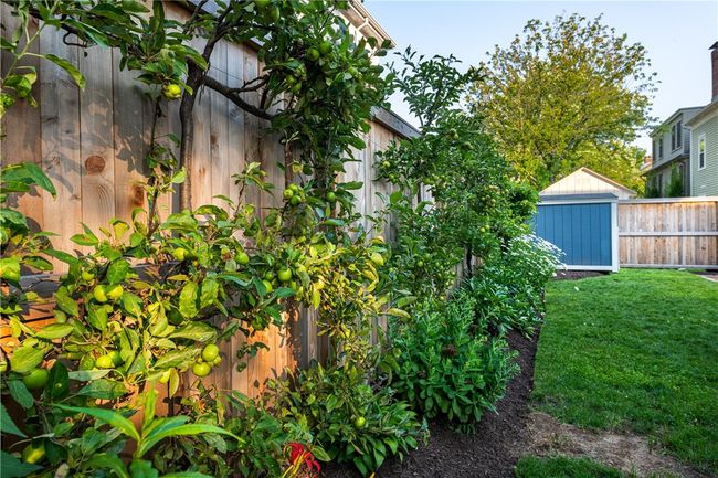 85 John St, House other with 5 bedrooms, 2 bathrooms and 2 parking in Providence RI | Image 36