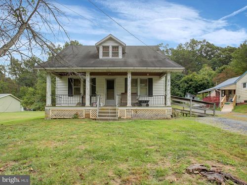 3016 Anthony Hwy, CHAMBERSBURG, PA, 17202-9047 | Card Image