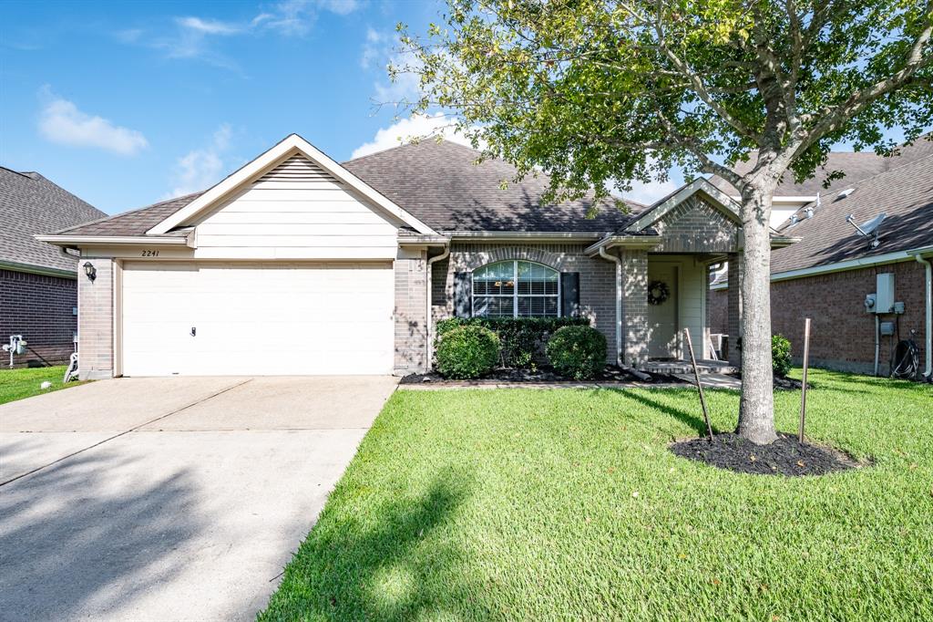 Robinwood Dr, Deer Park, TX 77536