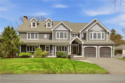 3 Deerfield Dr, Barrington, RI, 02806-1526 | Card Image